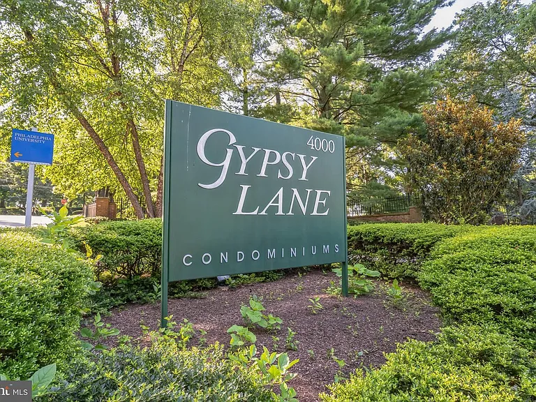 4000 Gypsy Ln #506 — Photo 1
