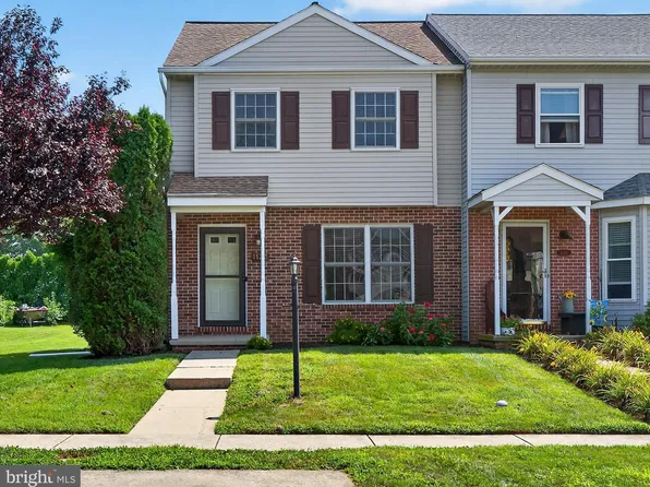 1123 Hampden Dr, Strasburg, PA 17579