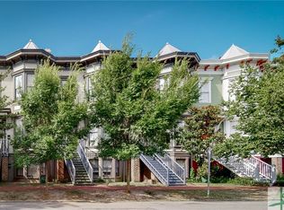 207 E Duffy St, Savannah, GA 31401
