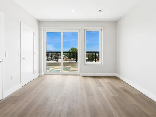 6810 Polk Street image 14 of 26