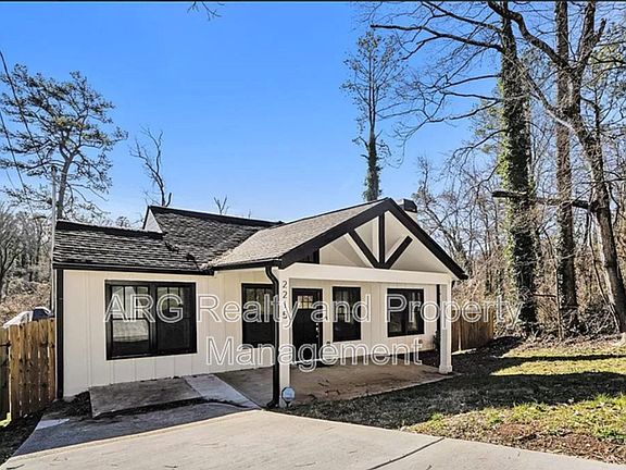 2nd image of 2215 Lang Dr SW