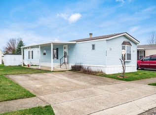 2379 Whispering Brook Ln, Grove City, OH 43123