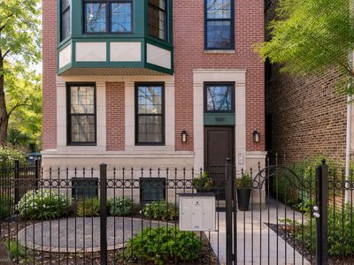 1661 N Bell Ave #2, Chicago, IL, 60647