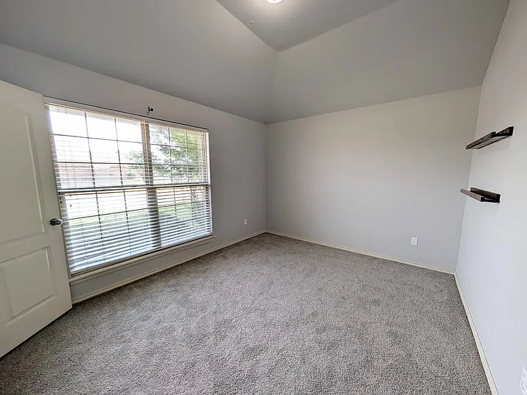 3012 NW 191st St — Photo 13