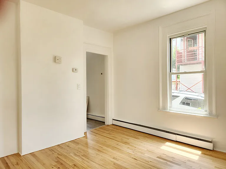 200 Harral Ave #A — Photo 9