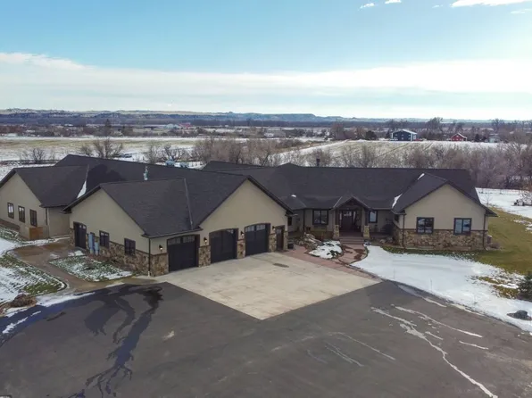 917 14th St SE, Sidney, MT 59270