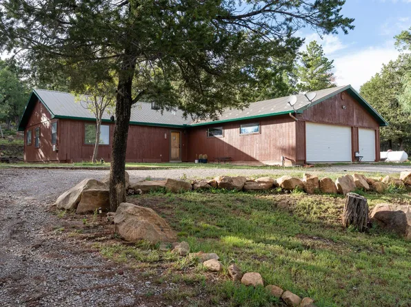 92 Nightingale Ln, Tijeras, NM 87059