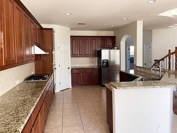 3rd image of 11820 Via Grande Dr
