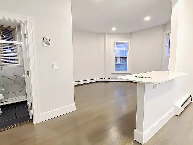 61 Massachusetts Ave #2B — Photo 3