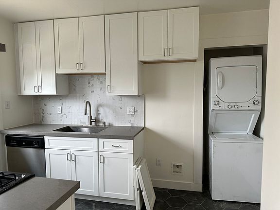 4th image of 3312 Rowena Ave #33181
