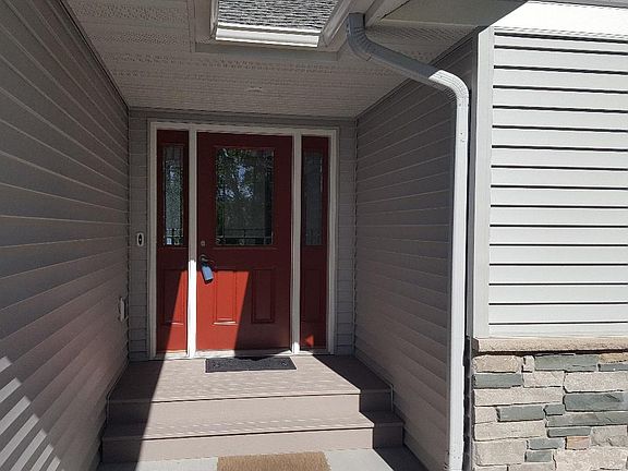 5th image of 9350 S Park Dr NE