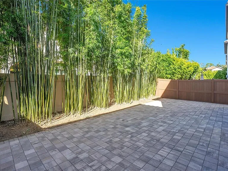 8449 Via Vittoria Way — Photo 36