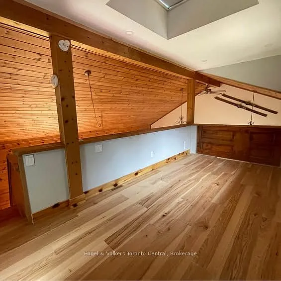 109 Hope St #1 — Photo 7
