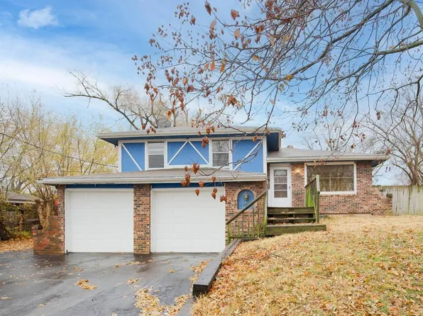 10007 W 53rd St, Merriam, KS 66203