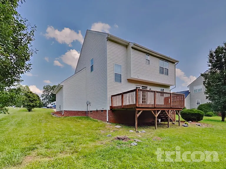 200 Falcon Rd — Photo 15