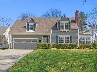 5327 Canterbury Rd, Fairway, KS 66205