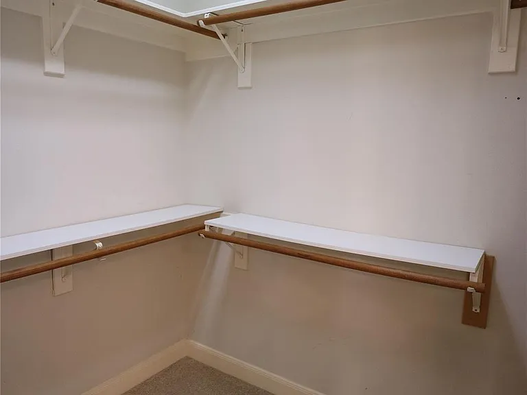 1215 Pelican Hill Ct — Photo 15