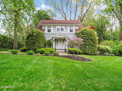 2 Loudon Parkway, Loudonville, NY, 12211