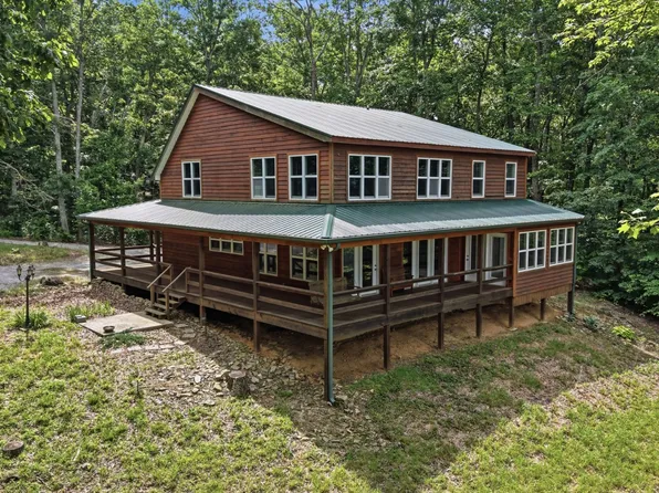 705 N Campbell Rd, Altamont, TN 37301