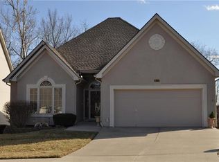 511 Nottingham Pl, Liberty, MO 64068