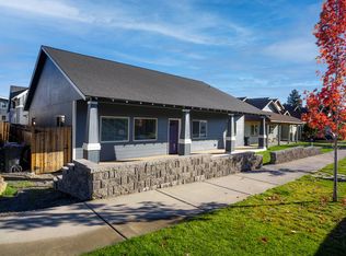 20030 Voltera Pl, Bend, OR 97702