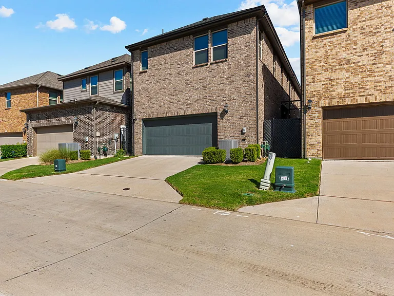 7205 Caladium Dr — Photo 24