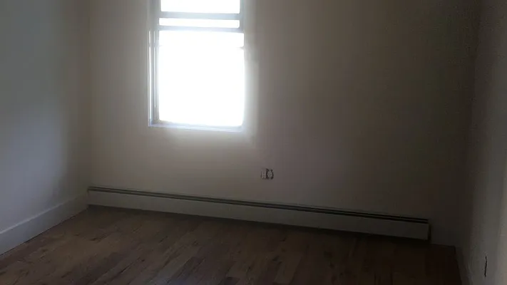 Rented by Nooklyn NYC LLC | media 12