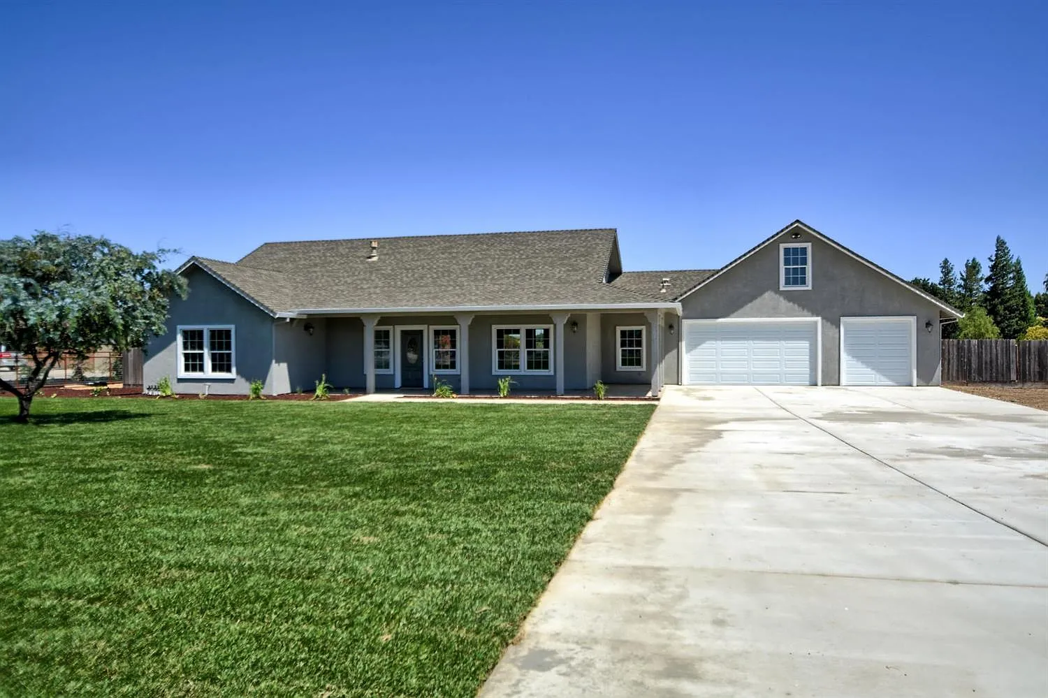 21625 E Mondy Ln photo 1