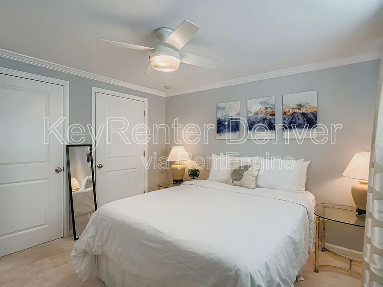1327 N Steele St #203 — Photo 14