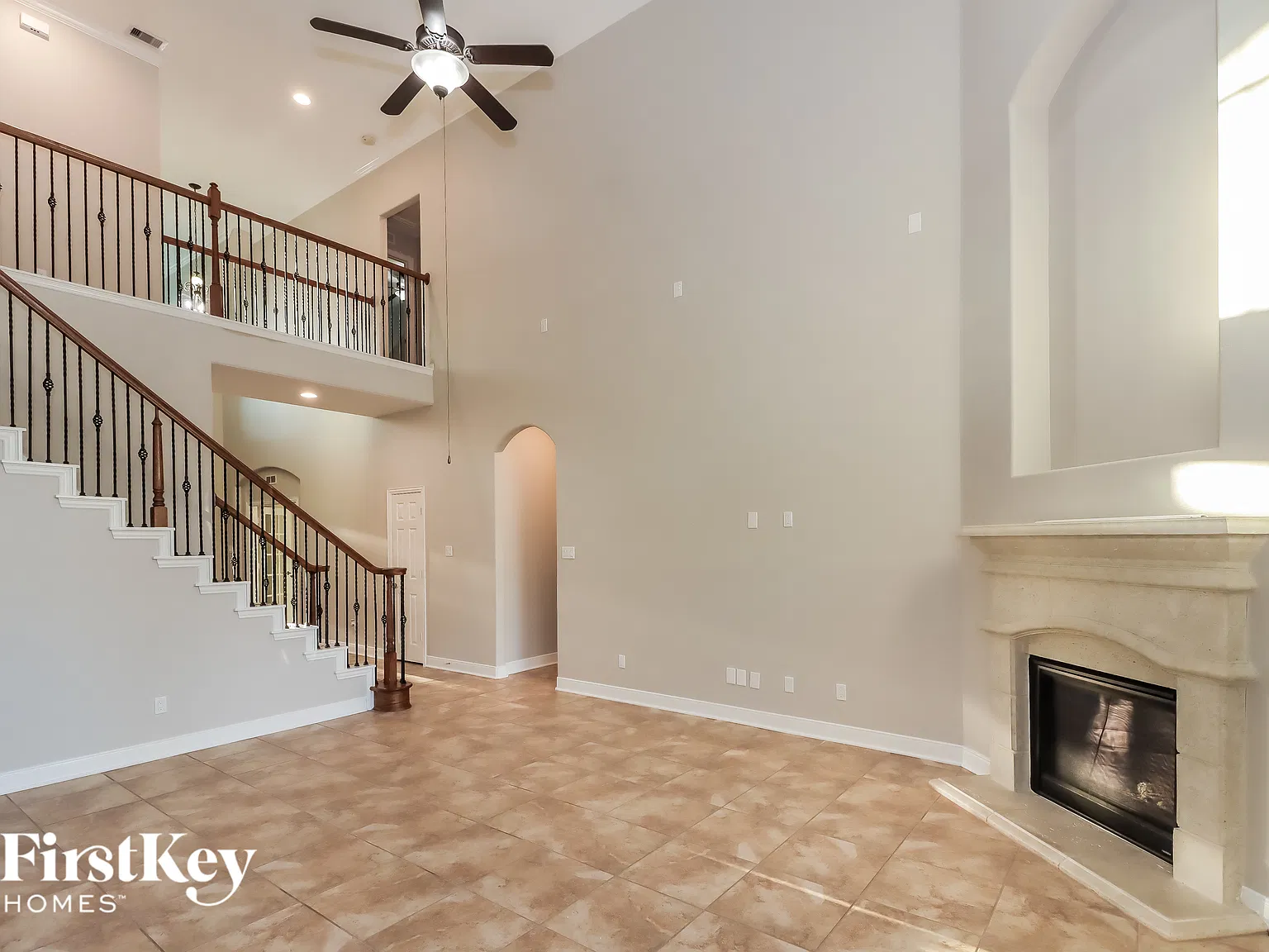 4 bed, 3.5 bath, 3484 sqft, $3,450 — Photo 3