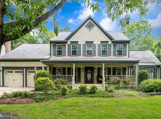 15488 Eagle Tavern Ln, Centreville, VA 20120