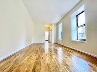 300 E 84th St APT 3A, New York, NY 10028