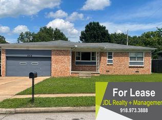 205 N 10th St, Broken Arrow, OK 74012