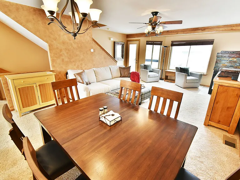 267 Kestrel Ln — Photo 6