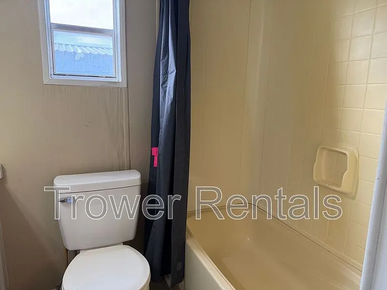 6605 W Blair St #2 — Photo 2