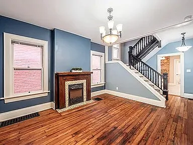 3 bed, 2.5 bath, 1600 sqft, $2,800 — Photo 2