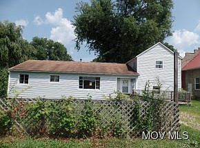 1st image of 412 Florence St