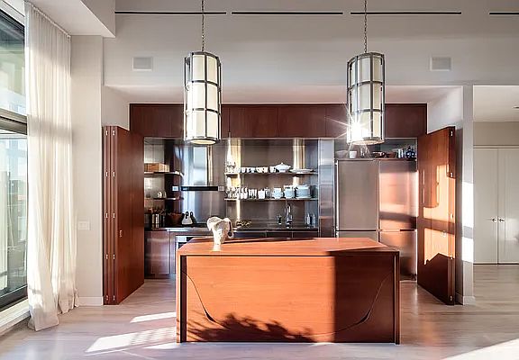 4th image of 200 11th Ave APT 3S