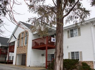 7500 W Forest Home Ave #7526, Milwaukee, WI 53220