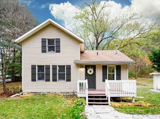 51050 Hickory Rd, Granger, IN 46530