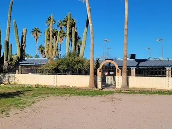 8712 E MAIN Street, Mesa, AZ 85207