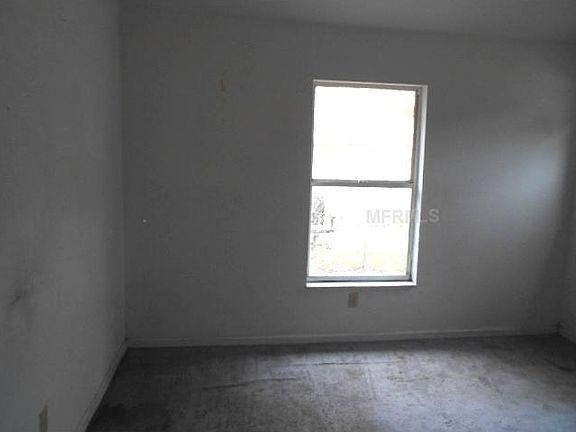 5th image of 751 Newton Ave S