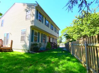 12 John Brown Ln, Narragansett, RI 02882