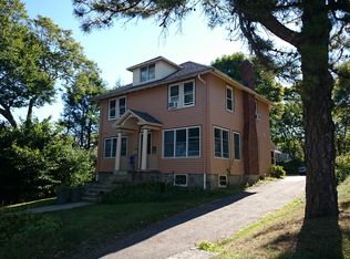 91 Robin St, West Roxbury, MA 02132