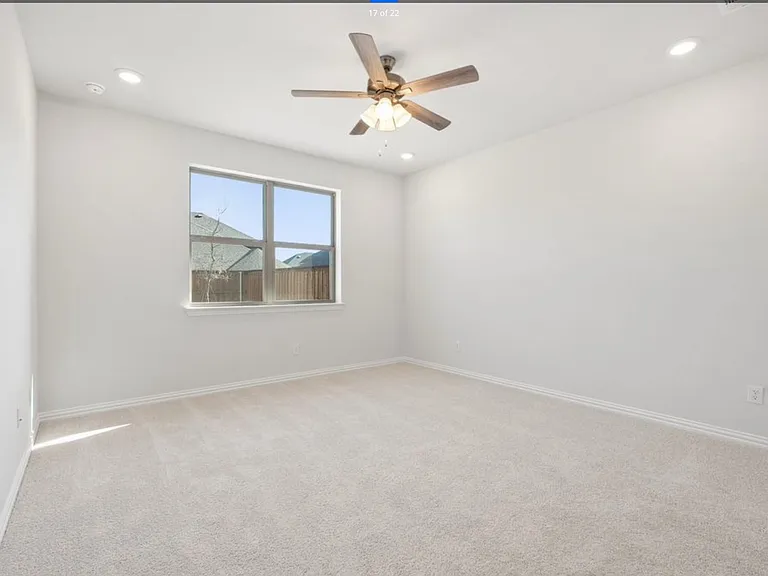3837 Pennington Ave — Photo 17