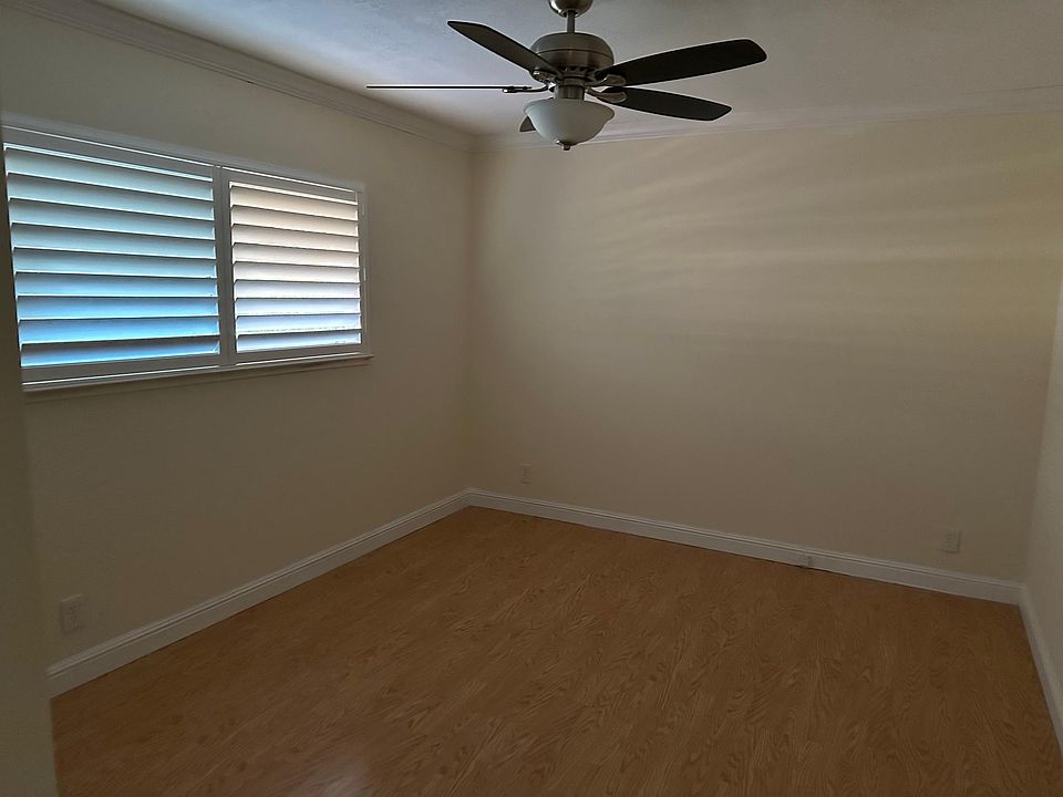 1st image of 650 New Dorset Ct