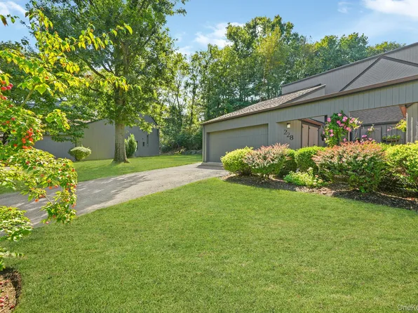 228 Dogwood Lane, Hartsdale, NY 10530