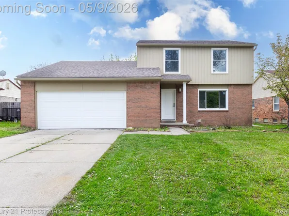 3091 Heritage Dr, Troy, MI 48083
