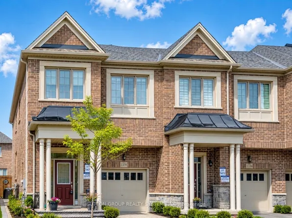 1338 Restivo Ln, Milton, ON L9E 1K2