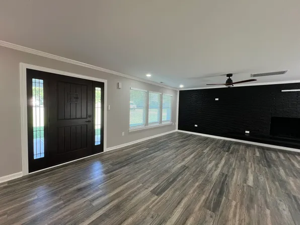 11405 Cresthill Dr, Mint Hill, NC 28227